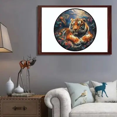 Puzzle le roi lion majestueux assis dans un beau tableau du bureau
