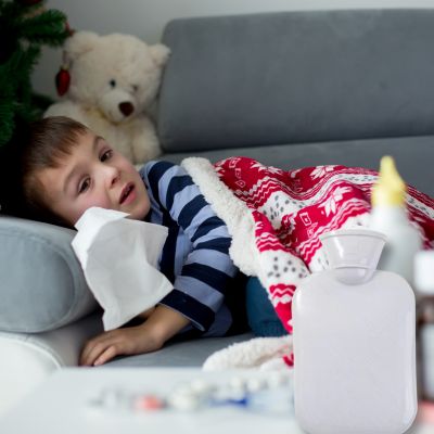 Bouillotte antifroid, pour apaiser un enfant malade