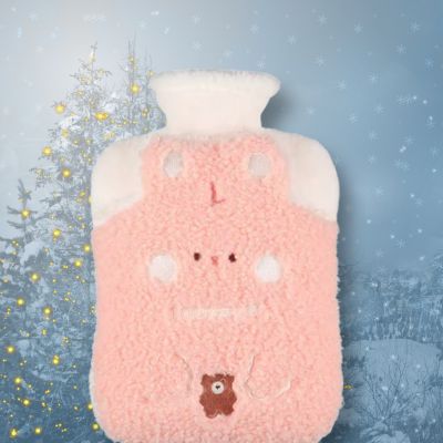 Bouillotte peluche est un lapin peluche kawaii aux quatre saisons