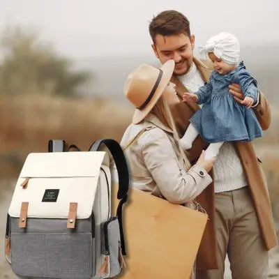 sac a langer moderne et étanche robuste-pour-parents-heureux-et-bébé